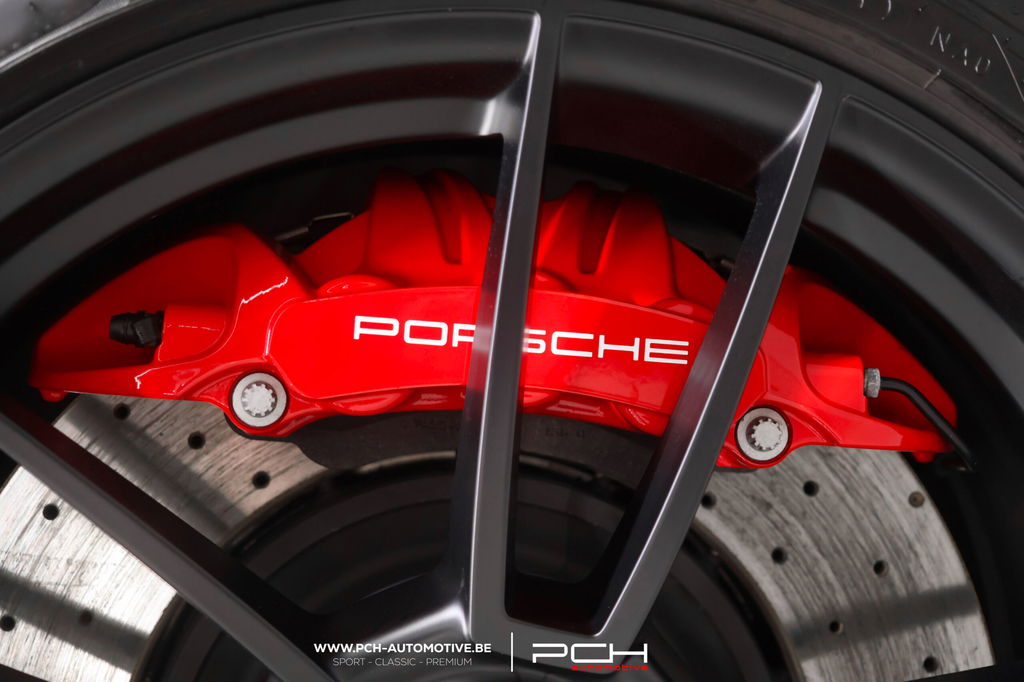 Porsche 992 Targa 4 GTS