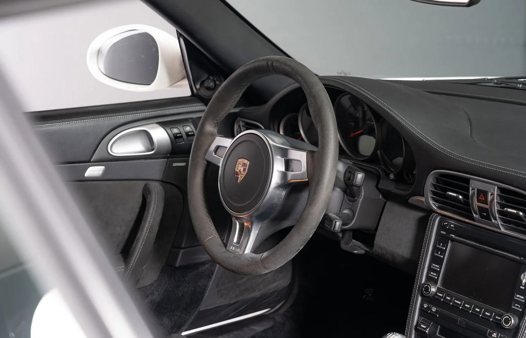 Porsche 997.2 Carrera GTS