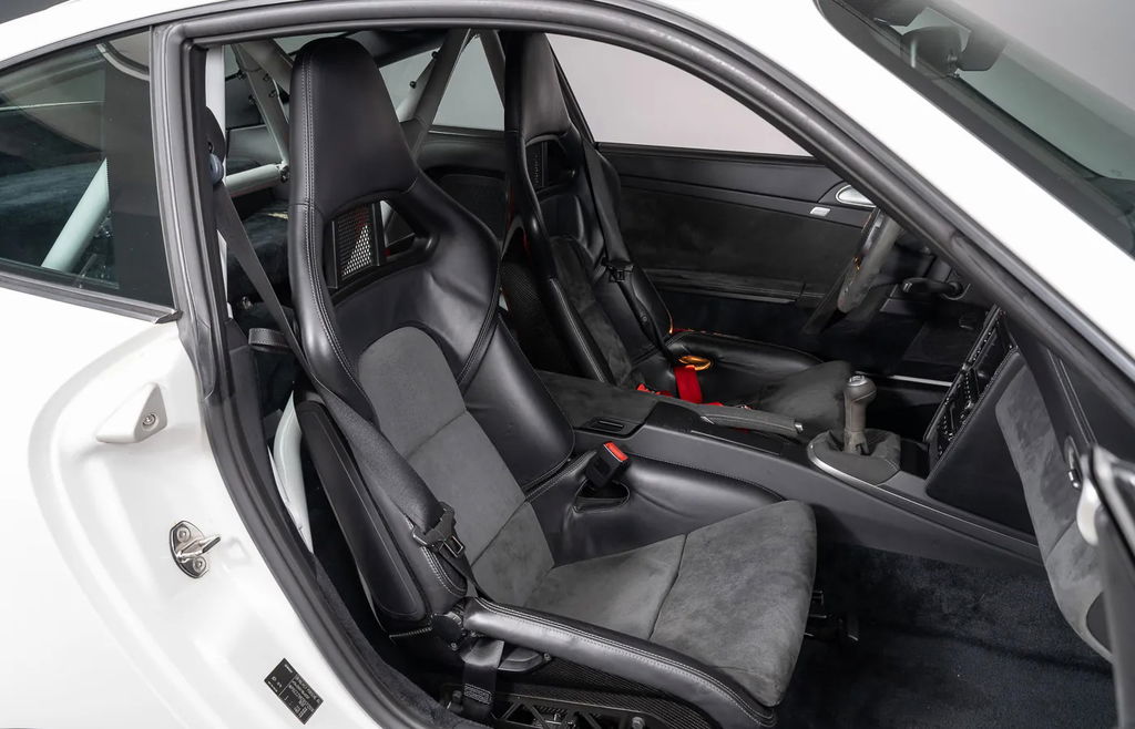 Porsche 997.2 Carrera GTS