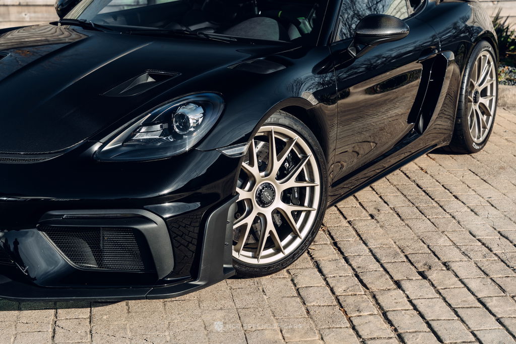 Porsche 718 Cayman GT4 RS