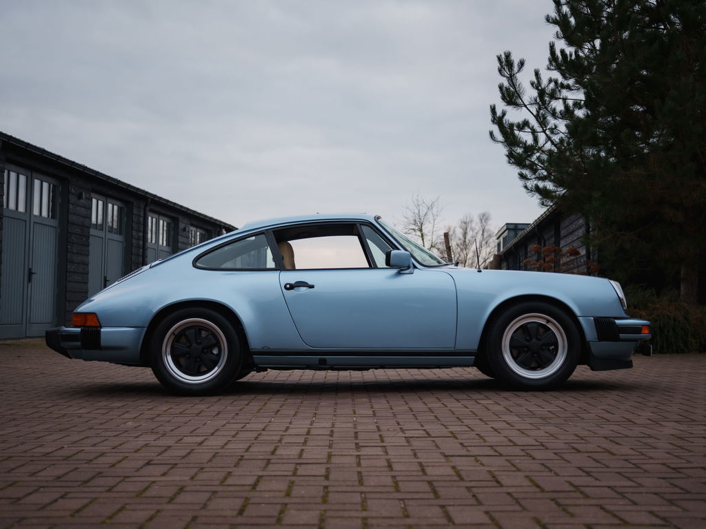 Porsche 911 SC