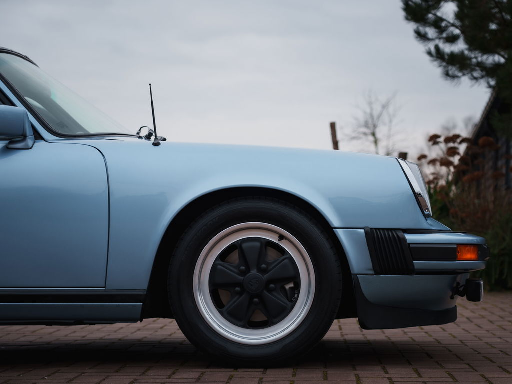 Porsche 911 SC