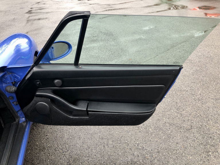 Porsche 993 Carrera 4