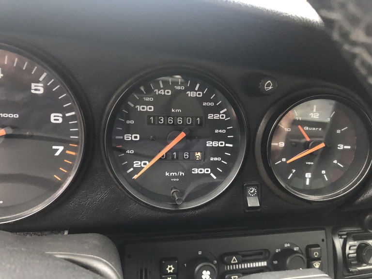 Porsche 993 Carrera 4