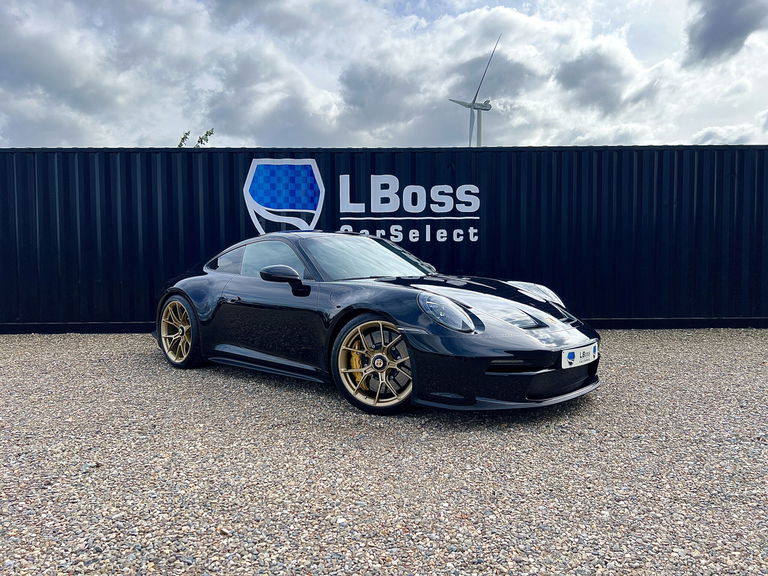 Porsche 992 GT3 Touring