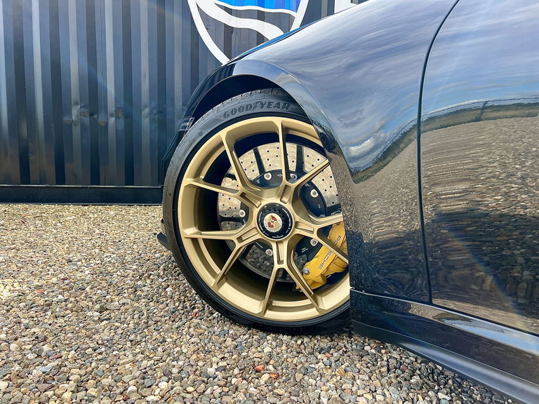 Porsche 992 GT3 Touring