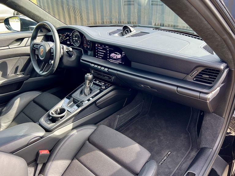 Porsche 992 GT3 Touring