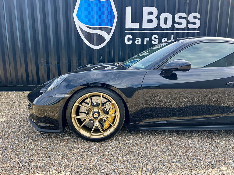 Porsche 992 GT3 Touring