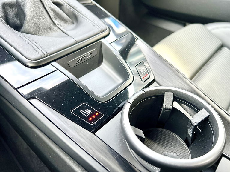 Porsche 992 GT3 Touring