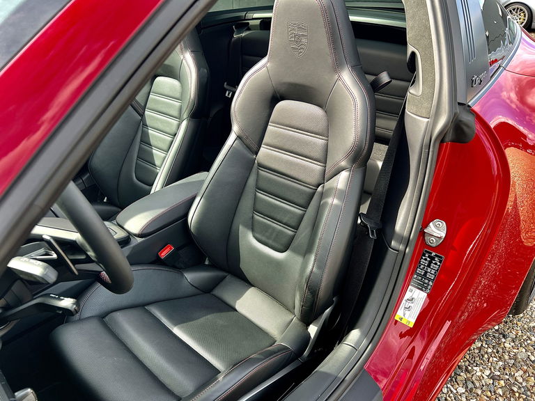 Porsche 992 Targa 4 GTS