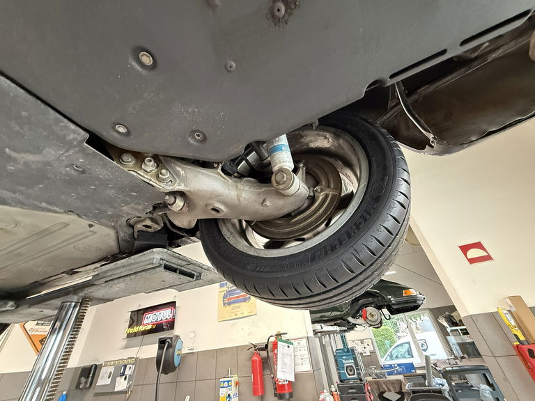 Porsche 964 Carrera 4