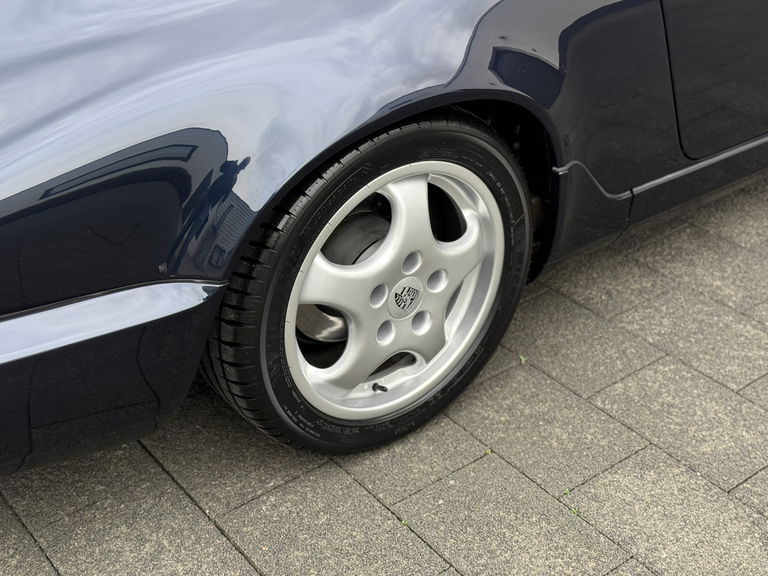 Porsche 964 Carrera 4
