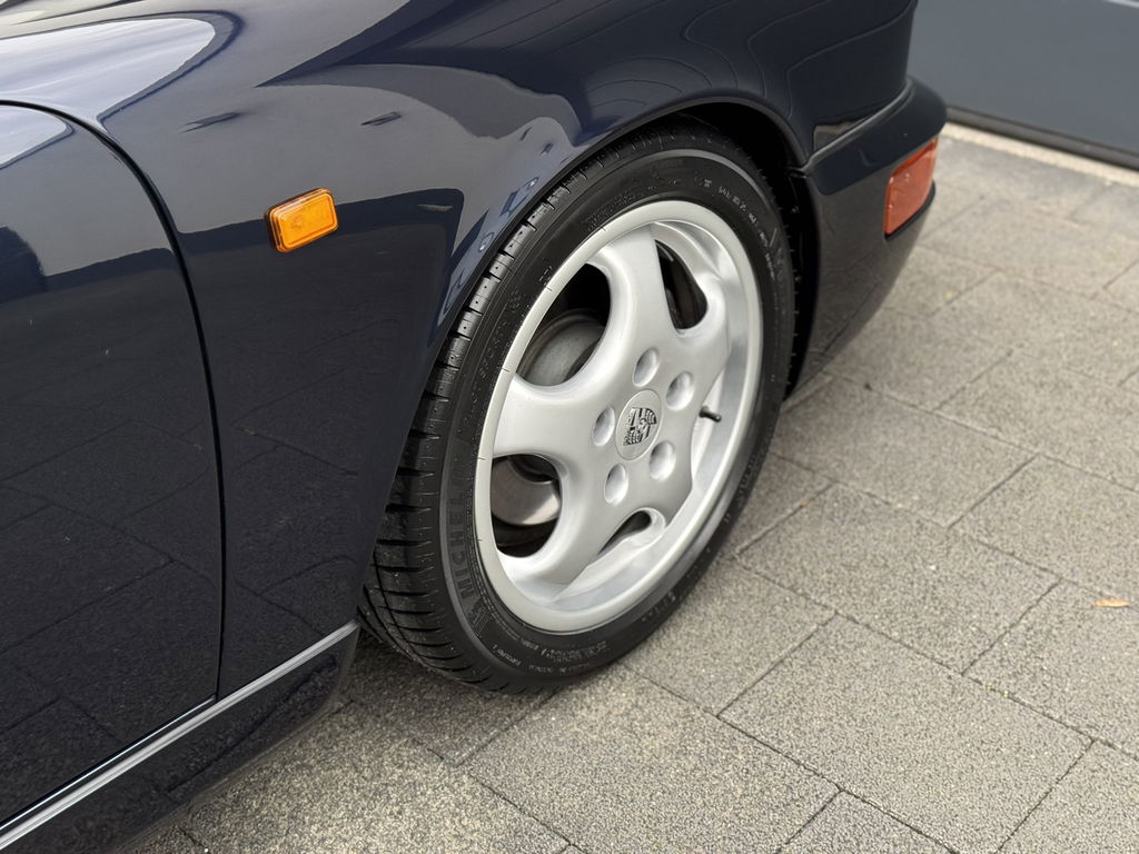 Porsche 964 Carrera 4