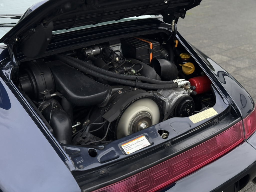Porsche 964 Carrera 4