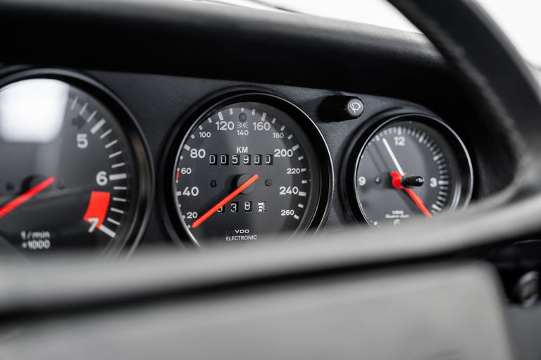 Porsche 911 Carrera 3.2 WTL