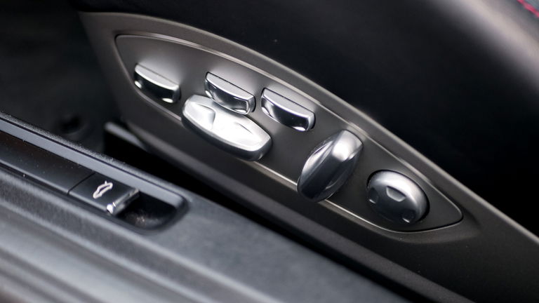 Porsche 991 Carrera 4 GTS