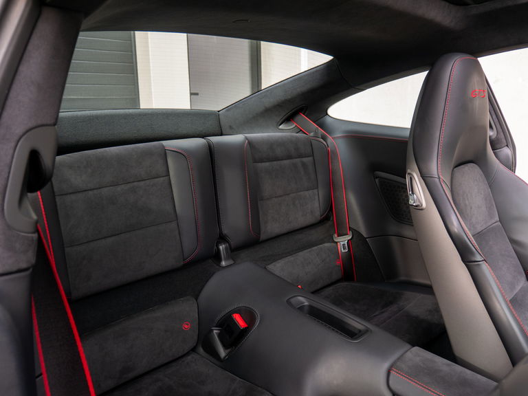 Porsche 991 Carrera 4 GTS