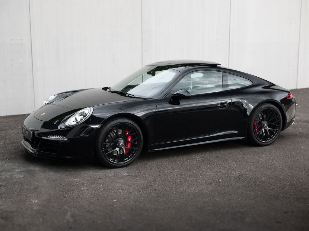 Porsche 991 Carrera 4 GTS