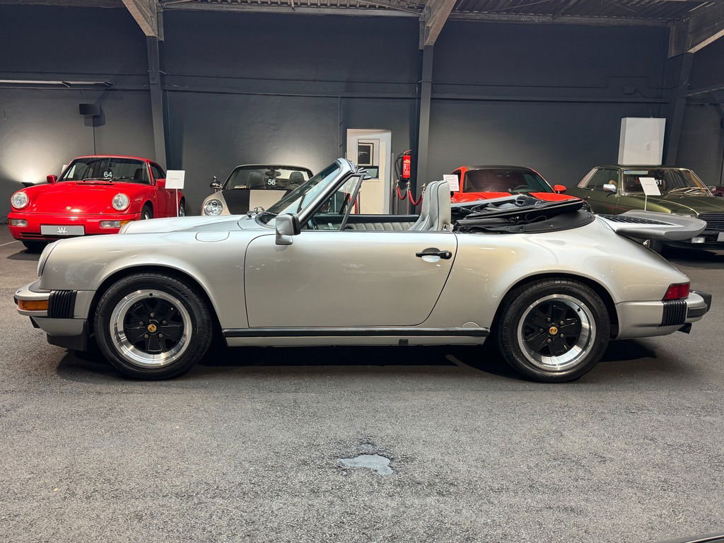 Porsche 911 Carrera 3.2 „25 Jahre 911“