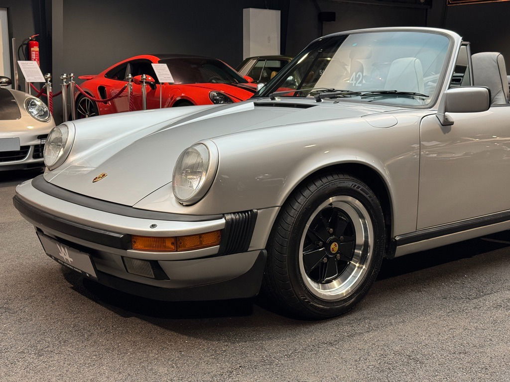 Porsche 911 Carrera 3.2 „25 Jahre 911“