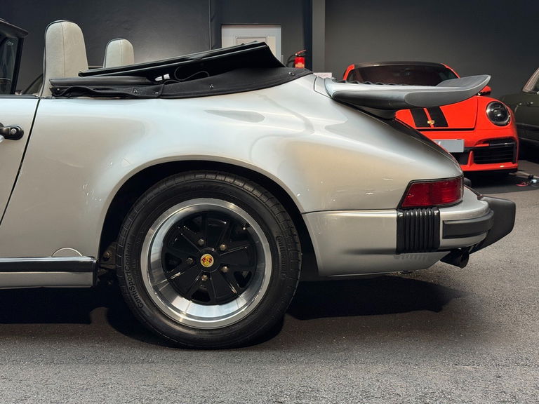 Porsche 911 Carrera 3.2 „25 Jahre 911“