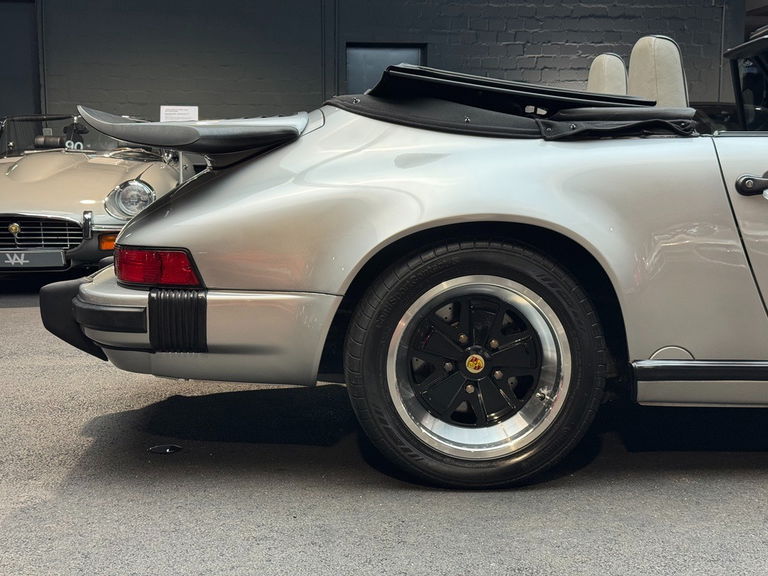 Porsche 911 Carrera 3.2 „25 Jahre 911“