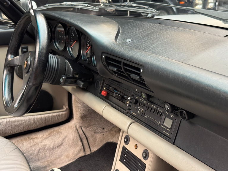 Porsche 911 Carrera 3.2 „25 Jahre 911“