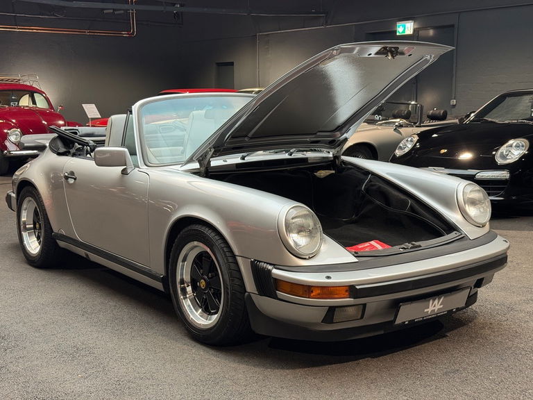 Porsche 911 Carrera 3.2 „25 Jahre 911“