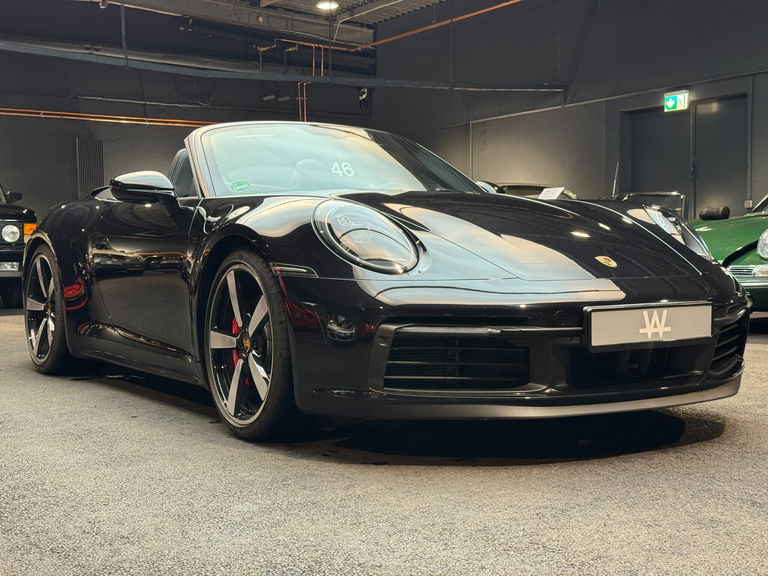 Porsche 992 Carrera 4S