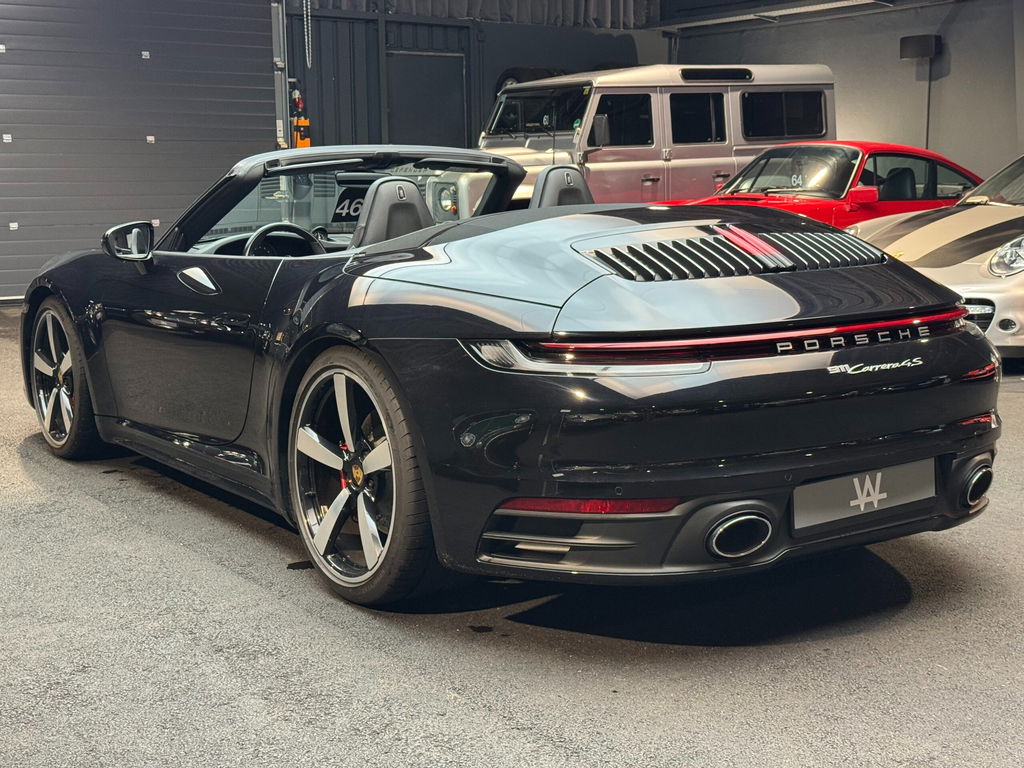 Porsche 992 Carrera 4S