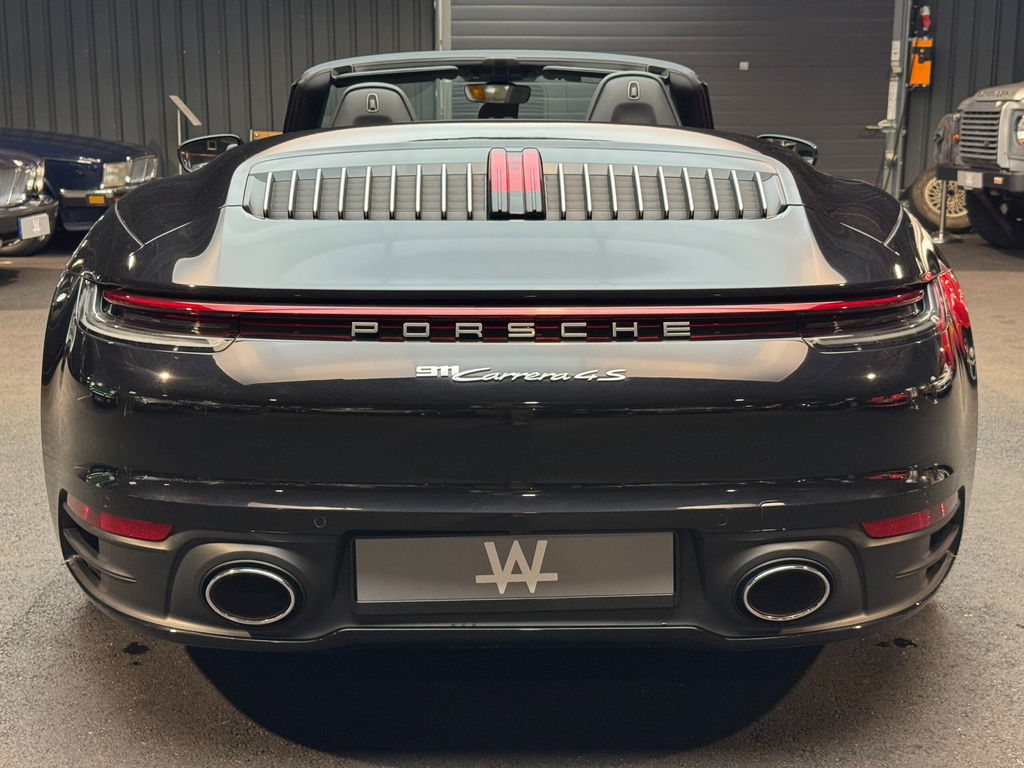 Porsche 992 Carrera 4S