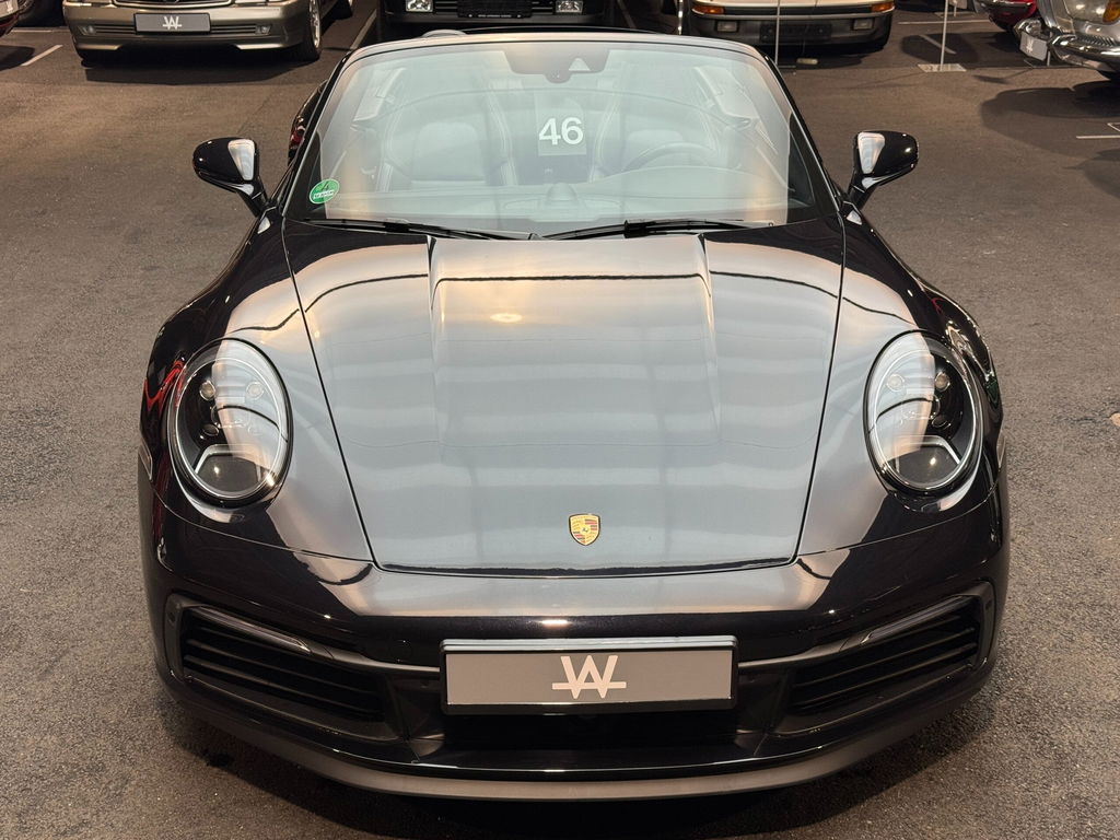 Porsche 992 Carrera 4S