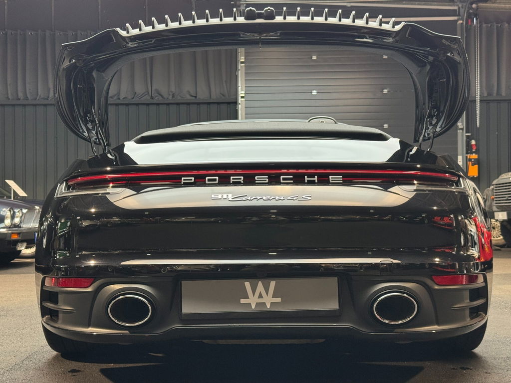 Porsche 992 Carrera 4S