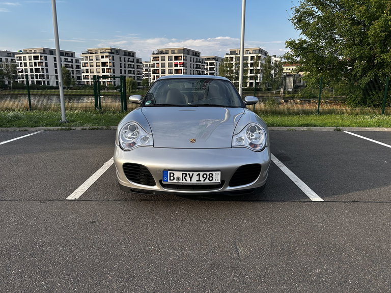 Porsche 996 Carrera 4S