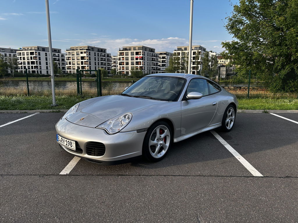 Porsche 996 Carrera 4S