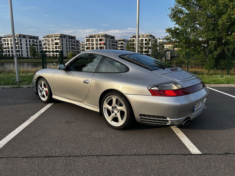 Porsche 996 Carrera 4S