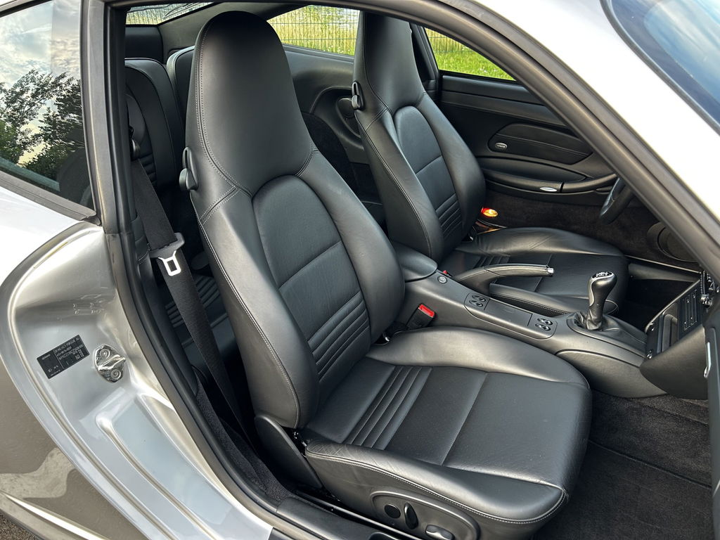 Porsche 996 Carrera 4S