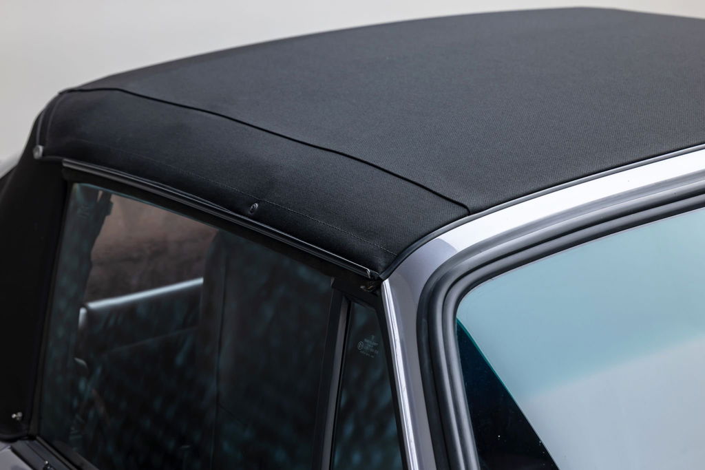 Porsche 911 Carrera 3.2 (US)