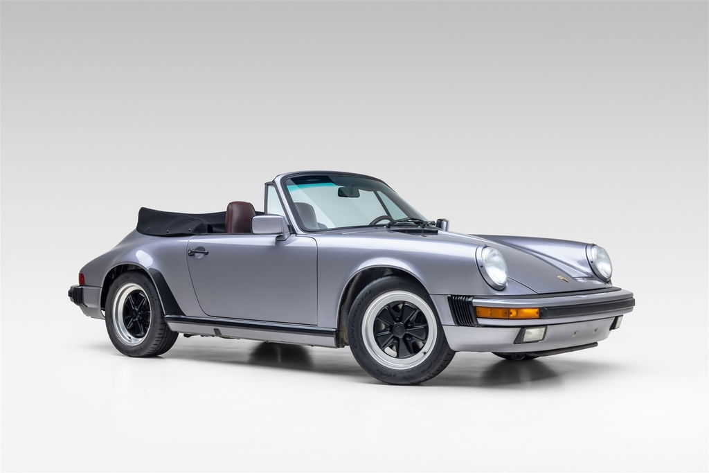 Porsche 911 Carrera 3.2 (US)