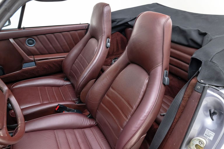 Porsche 911 Carrera 3.2 (US)