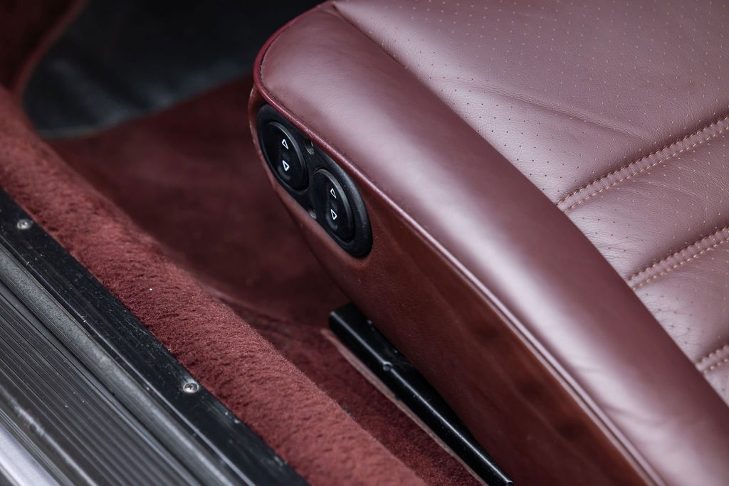 Porsche 911 Carrera 3.2 (US)