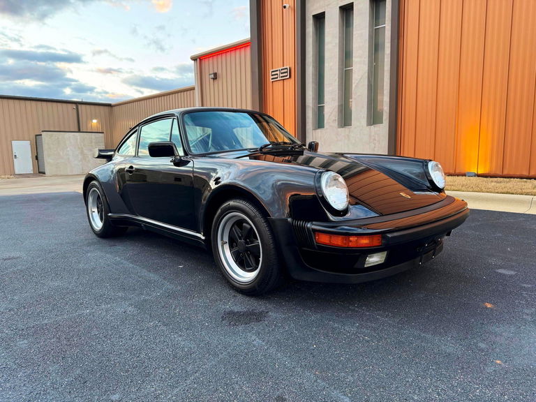 Porsche 911 Turbo 3.3 