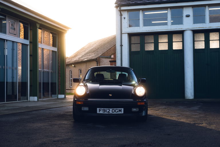Porsche 911 Carrera 3.2