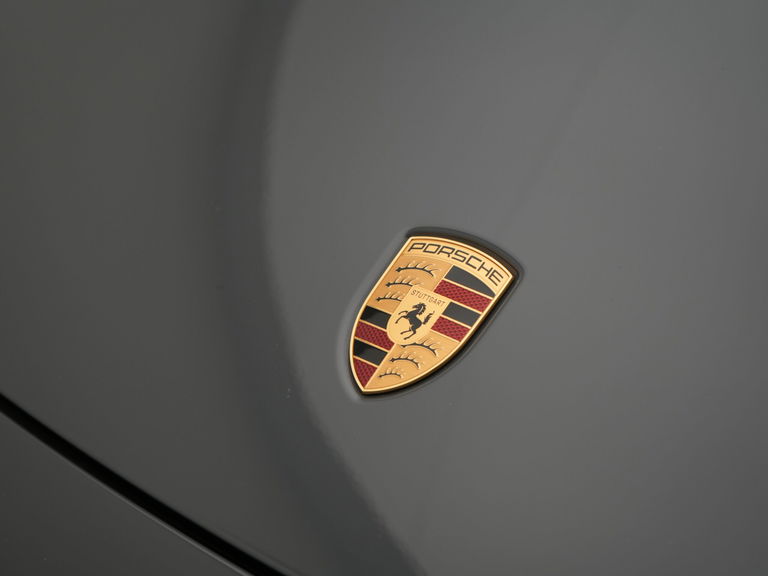 Porsche 992.2 Carrera 4 GTS
