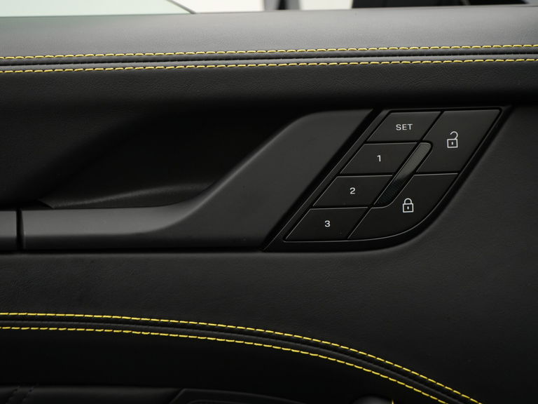 Porsche 992.2 Carrera 4 GTS