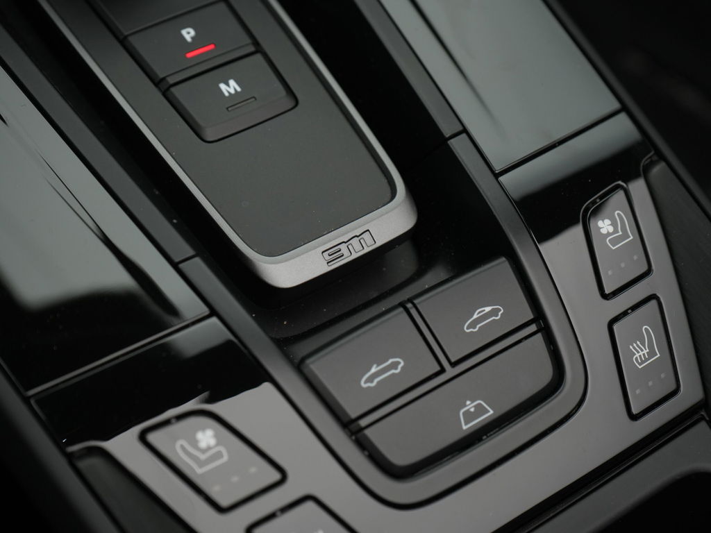 Porsche 992.2 Carrera 4 GTS