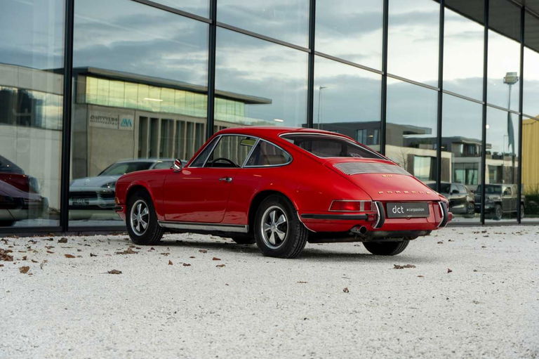 Porsche 911 T