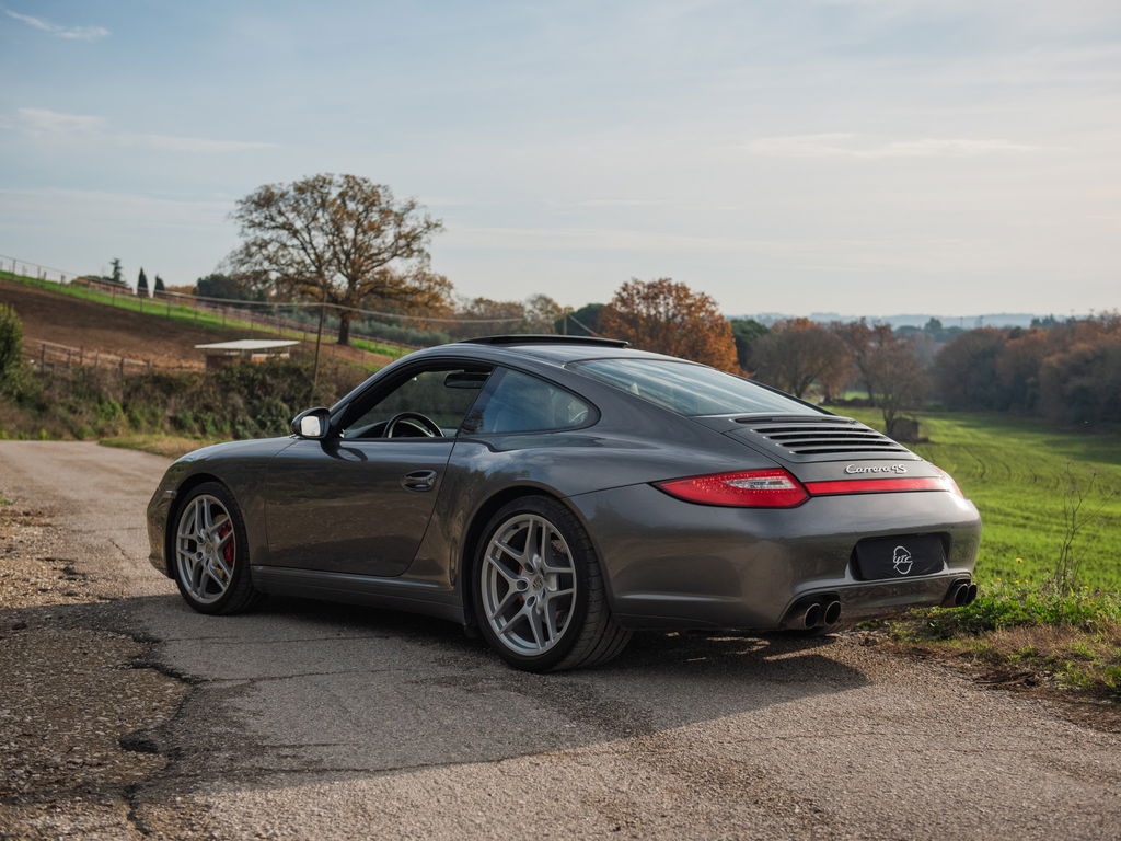 Porsche 997.2 Carrera 4S