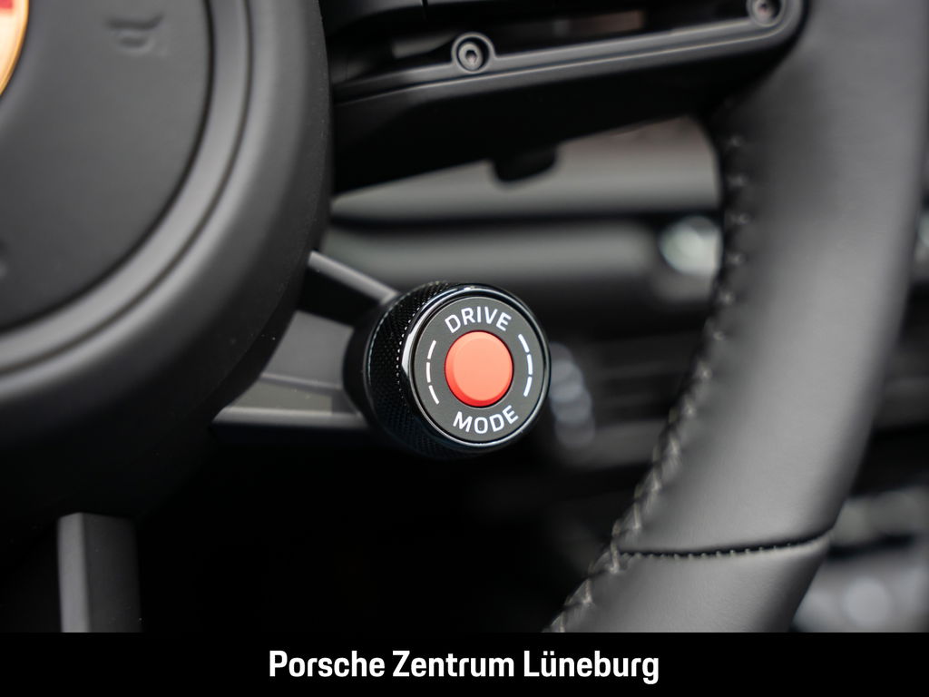 Porsche 992 Targa 4 GTS