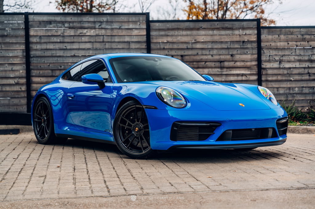 Porsche 992 Carrera GTS